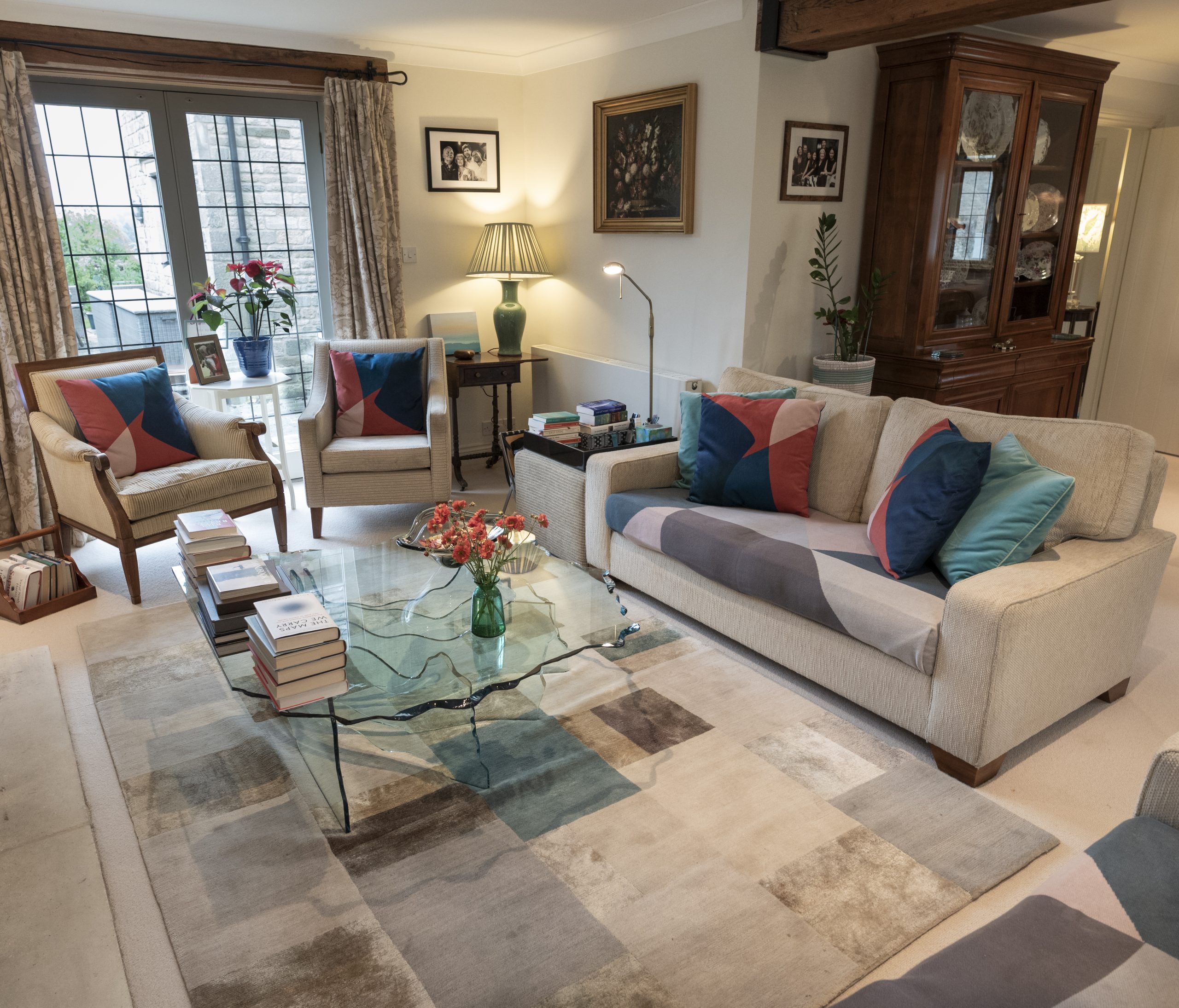 L1000402Laurels interiors
