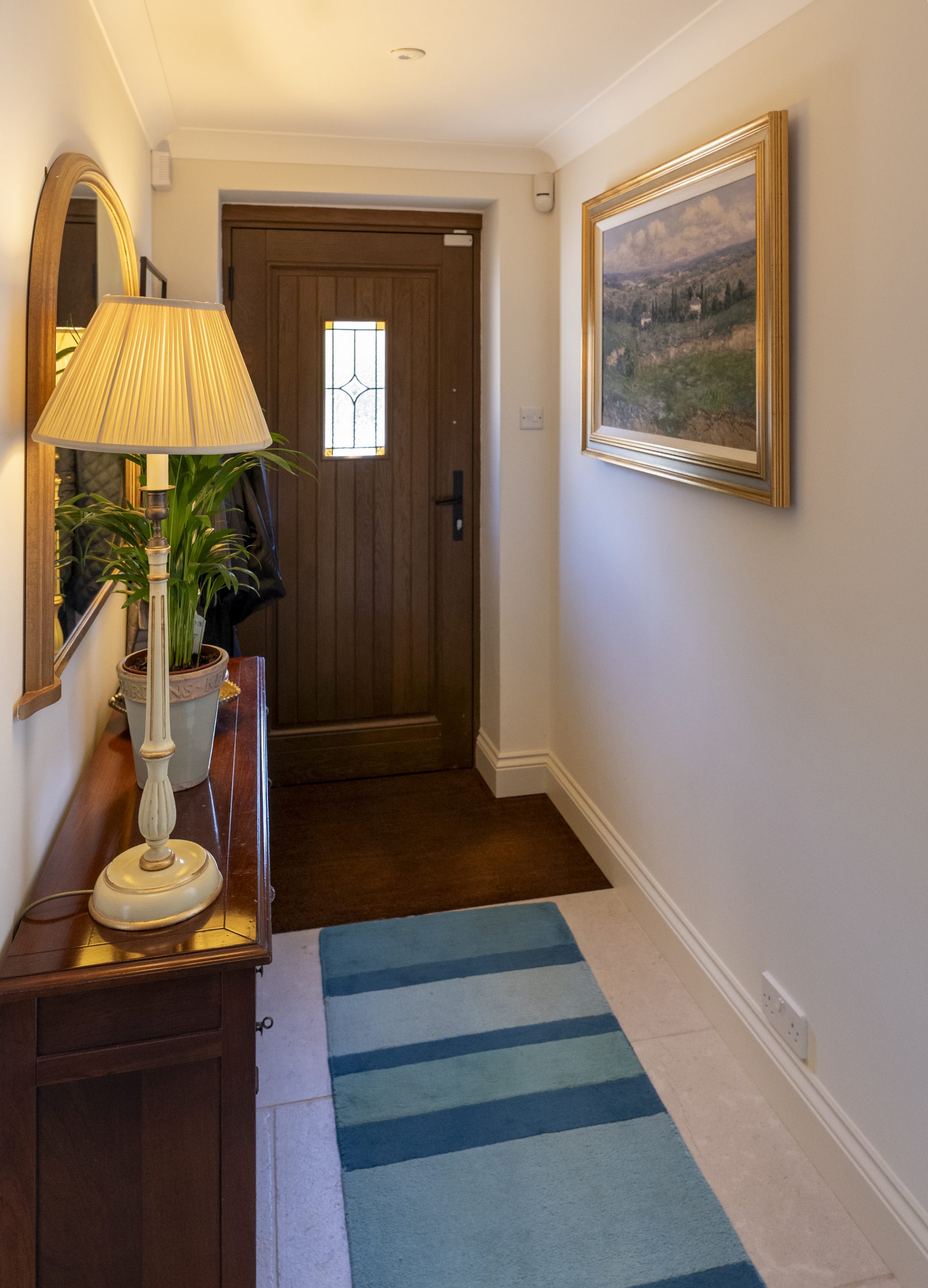 L1000470Laurels interiors